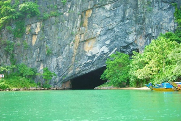 Quang Binh - www.huecitytour.com